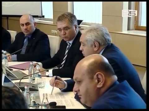 „ნაციონალური მოძრაობის“  ოფისების წითლად გადაღებვის ფაქტზე სამი პირი დაკავეს